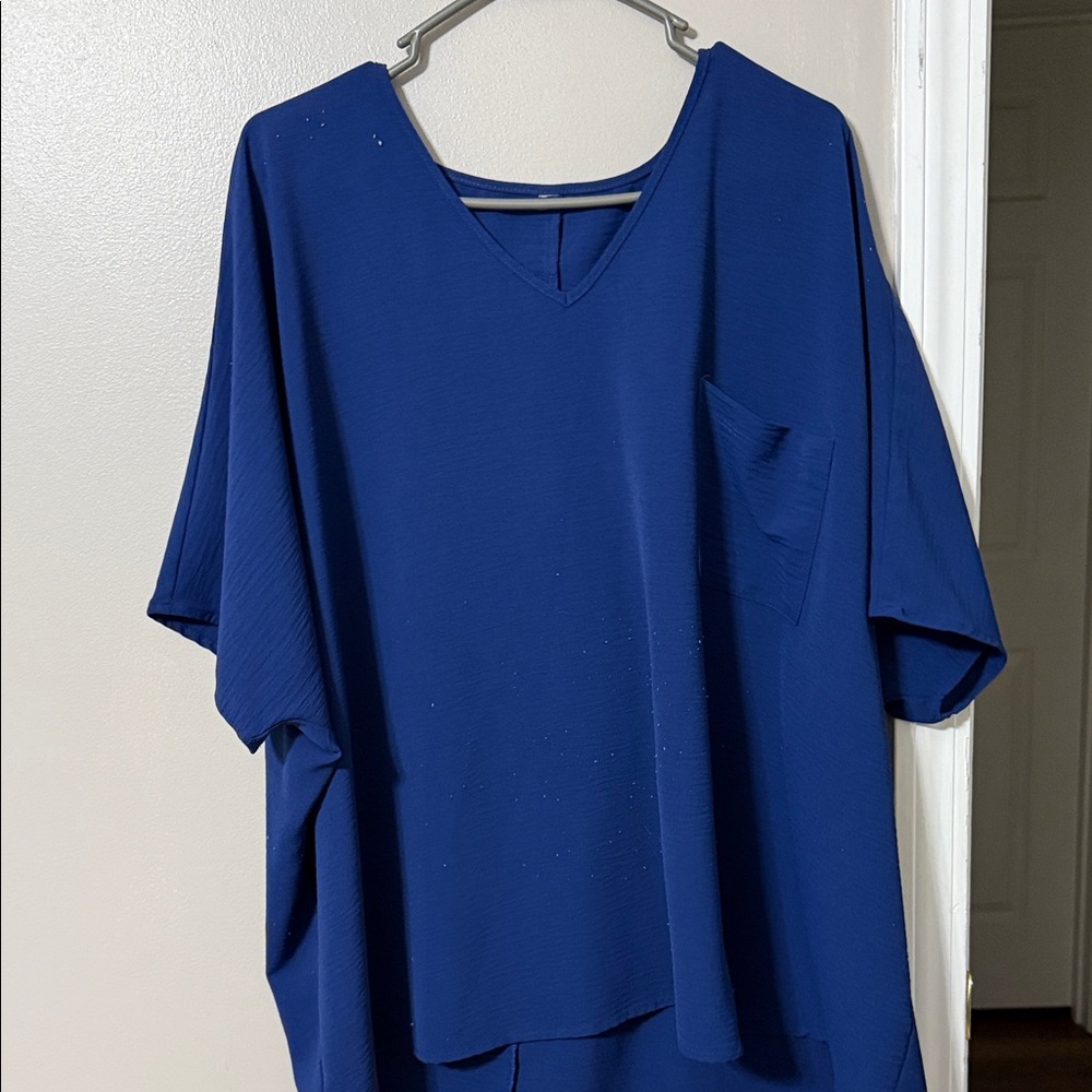 Chic Blue V-Neck Short Sleeve Top